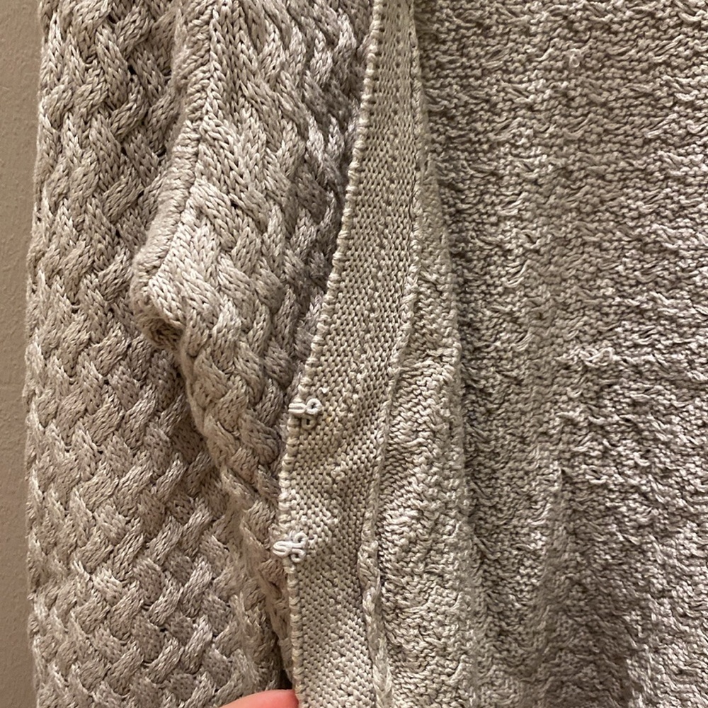 J. Crew Gray Cropped Cardigan Sweater Size M - Picture 2 of 4